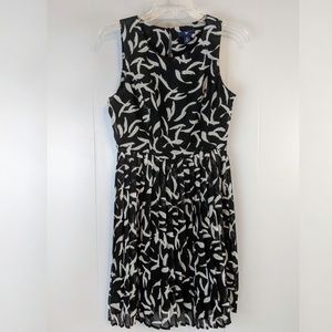 Gap Black & White/Ivory Print Dress size 2 A-line
